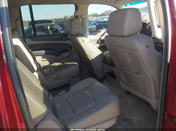 1GNSCJKC0GR445123 2016 CHEVROLET SUBURBAN - Image 8