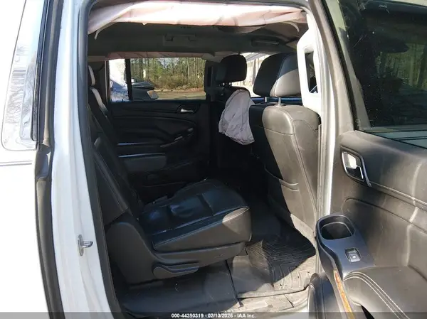 1GNSCJKC0HR218449 2017 CHEVROLET SUBURBAN - Image 8
