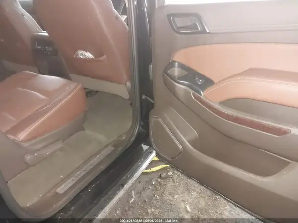 1GNSCJKC0JR186401 2018 CHEVROLET SUBURBAN - Image 8