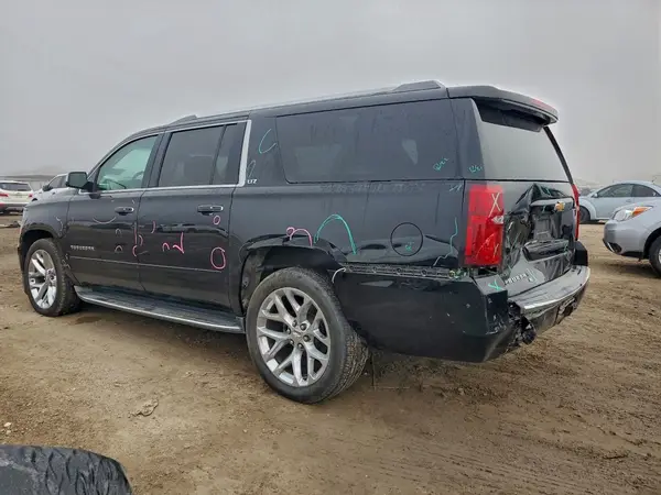 1GNSCJKC1GR385630 2016 CHEVROLET SUBURBAN - Image 2