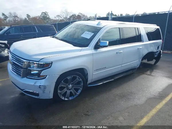 1GNSCJKC1KR146104 2019 CHEVROLET SUBURBAN - Image 2