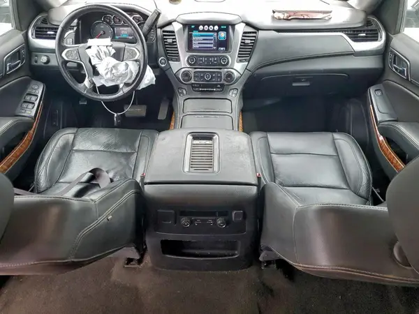 1GNSCJKC2HR184367 2017 CHEVROLET SUBURBAN - Image 8