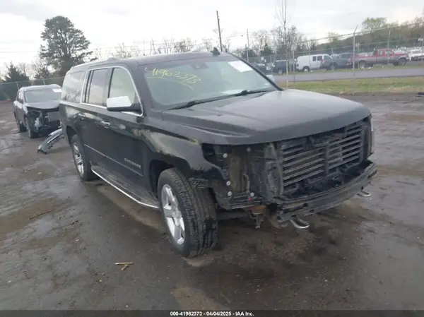 1GNSCJKC2HR360964 2017 CHEVROLET SUBURBAN - Image 1