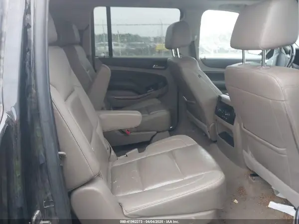 1GNSCJKC2HR360964 2017 CHEVROLET SUBURBAN - Image 8