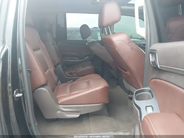 1GNSCJKC2HR381720 2017 CHEVROLET SUBURBAN - Image 8