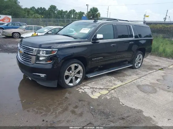 1GNSCJKC2JR320860 2018 CHEVROLET SUBURBAN - Image 2