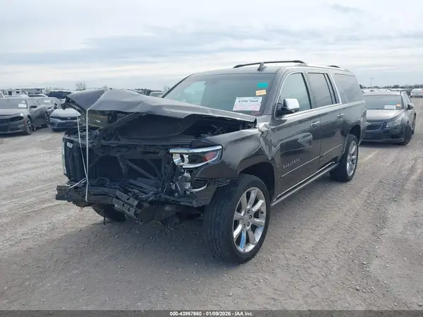 1GNSCJKC3JR218645 2018 CHEVROLET SUBURBAN - Image 2