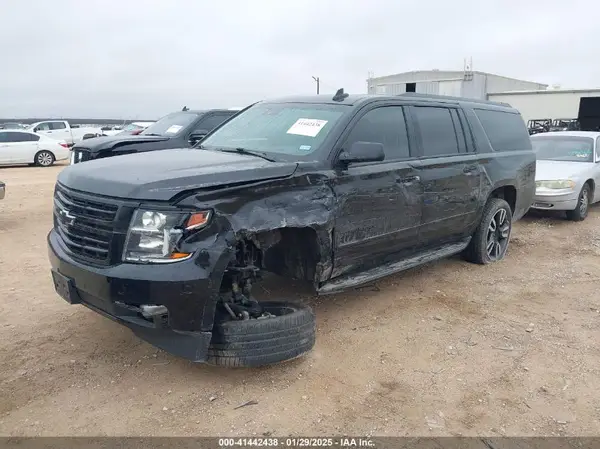 1GNSCJKC3JR253802 2018 CHEVROLET SUBURBAN - Image 2