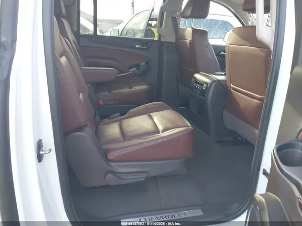 1GNSCJKC3KR195692 2019 CHEVROLET SUBURBAN - Image 8