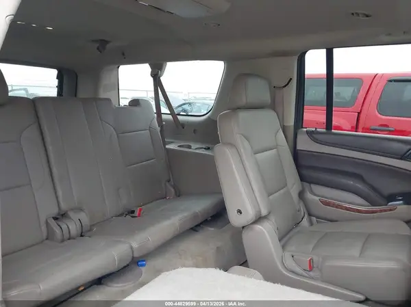 1GNSCJKC4GR103805 2016 CHEVROLET SUBURBAN - Image 8