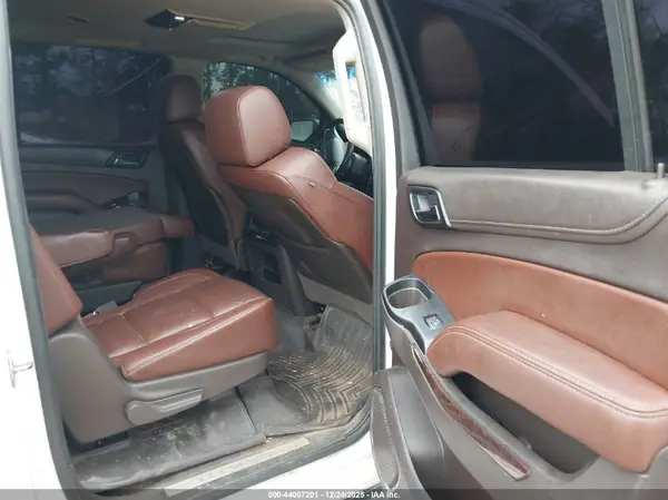 1GNSCJKC4GR343646 2016 CHEVROLET SUBURBAN - Image 8