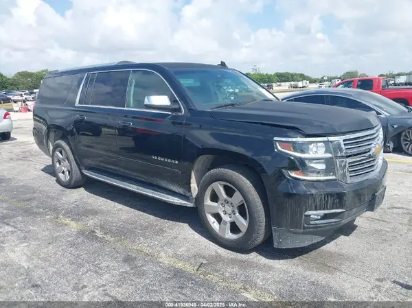 1GNSCJKC4HR127667 2017 CHEVROLET SUBURBAN - Image 1