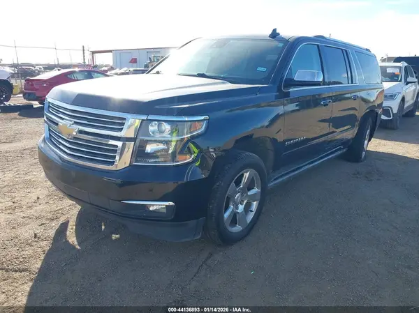1GNSCJKC4HR241393 2017 CHEVROLET SUBURBAN - Image 2