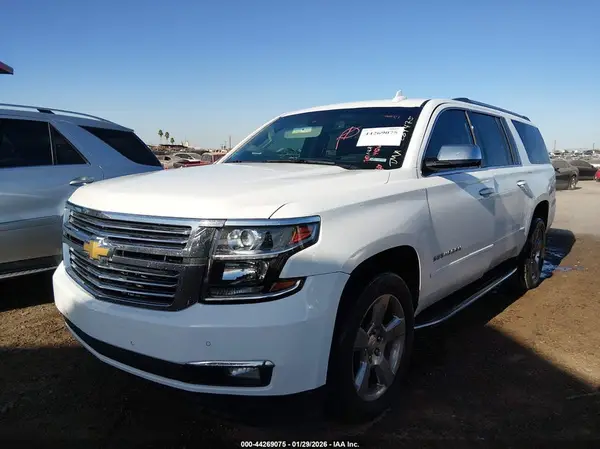 1GNSCJKC4HR289475 2017 CHEVROLET SUBURBAN - Image 2