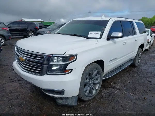 1GNSCJKC4JR150548 2018 CHEVROLET SUBURBAN - Image 2