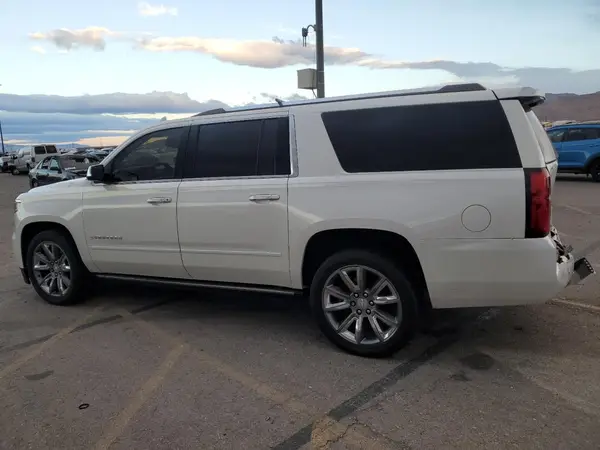 1GNSCJKC4JR179631 2018 CHEVROLET SUBURBAN - Image 2