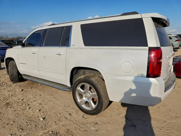 1GNSCJKC5GR233818 2016 CHEVROLET SUBURBAN - Image 2