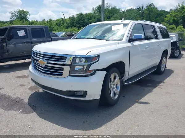 1GNSCJKC5HR139150 2017 CHEVROLET SUBURBAN - Image 2