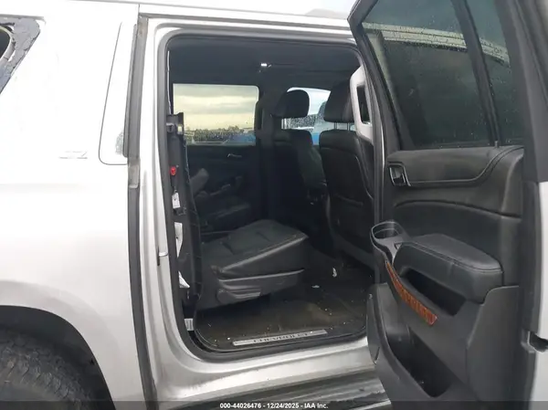 1GNSCJKC6GR127166 2016 CHEVROLET SUBURBAN - Image 8