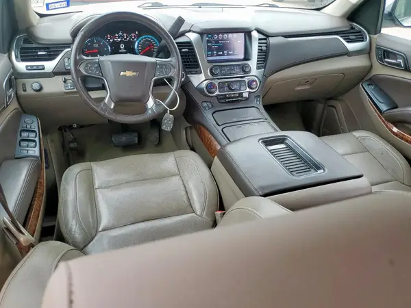 1GNSCJKC6HR374821 2017 CHEVROLET SUBURBAN - Image 8