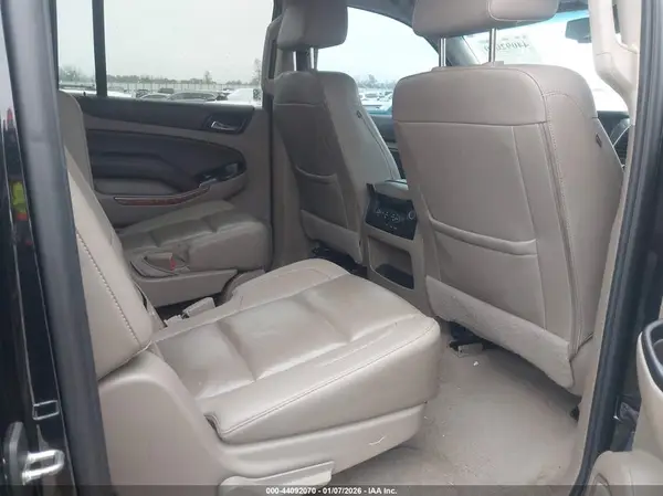 1GNSCJKC6KR217314 2019 CHEVROLET SUBURBAN - Image 8