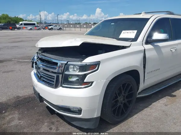 1GNSCJKC7GR258686 2016 CHEVROLET SUBURBAN - Image 2