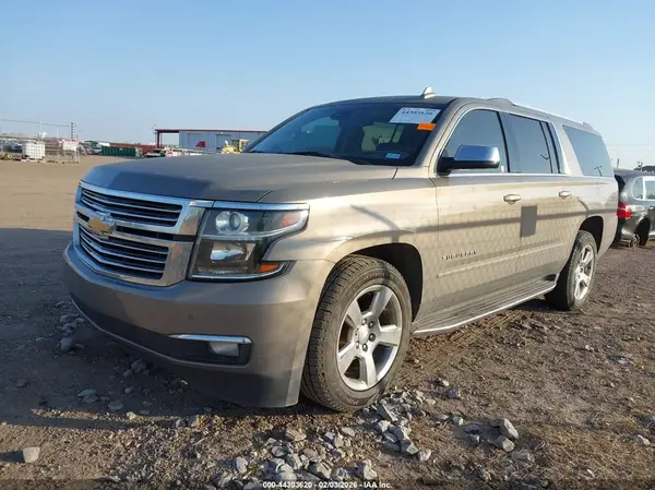 1GNSCJKC7HR208551 2017 CHEVROLET SUBURBAN - Image 2