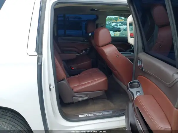 1GNSCJKC7JR190011 2018 CHEVROLET SUBURBAN - Image 8