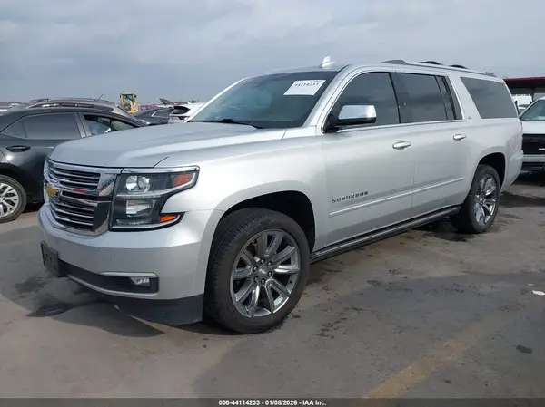 1GNSCJKC8GR207746 2016 CHEVROLET SUBURBAN - Image 2