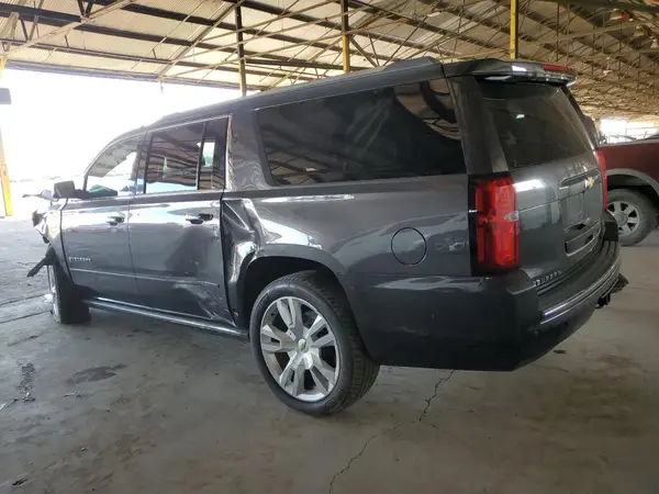 1GNSCJKC8HR163863 2017 CHEVROLET SUBURBAN - Image 2