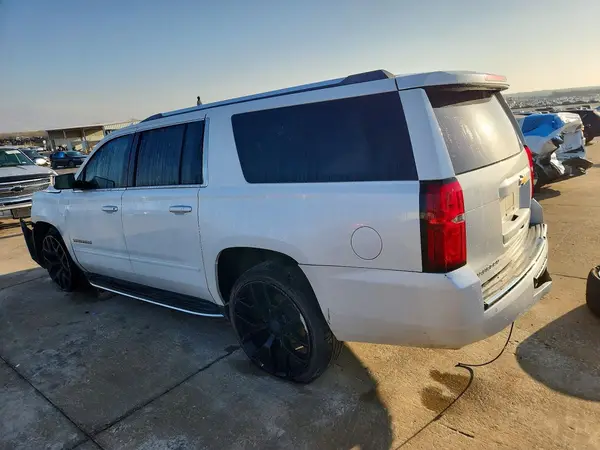 1GNSCJKC8HR317391 2017 CHEVROLET SUBURBAN - Image 2