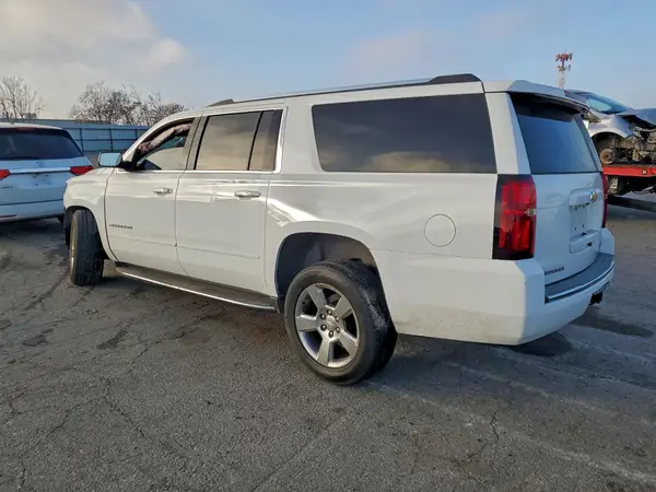 1GNSCJKC8JR108397 2018 CHEVROLET SUBURBAN - Image 2