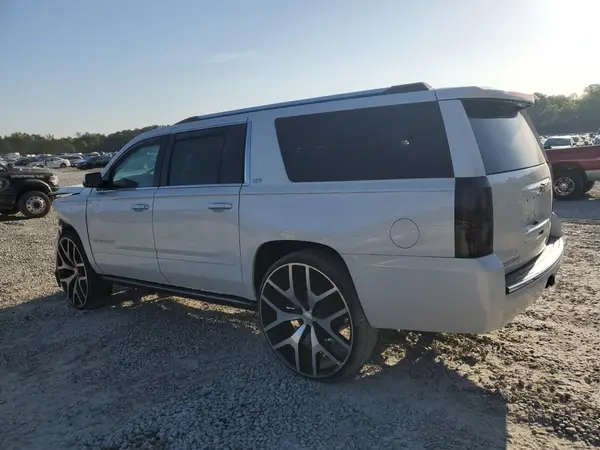 1GNSCJKC9GR418647 2016 CHEVROLET SUBURBAN - Image 2