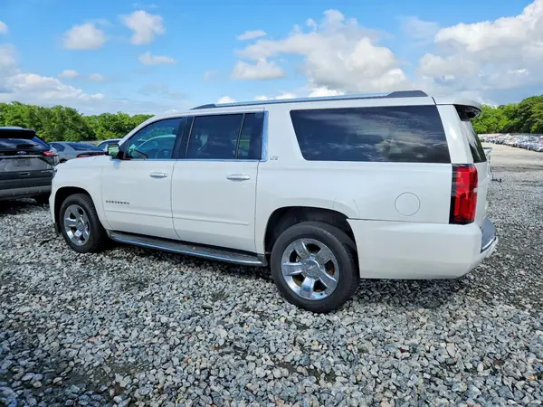 1GNSCJKC9GR429776 2016 CHEVROLET SUBURBAN - Image 2