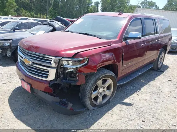 1GNSCJKC9HR117703 2017 CHEVROLET SUBURBAN - Image 2