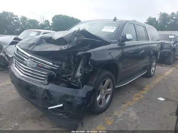 1GNSCJKC9JR100504 2018 CHEVROLET SUBURBAN - Image 2