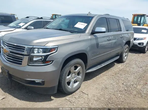 1GNSCJKC9KR264210 2019 CHEVROLET SUBURBAN - Image 2