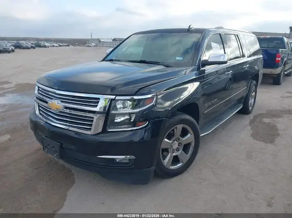 1GNSCJKCXGR357843 2016 CHEVROLET SUBURBAN - Image 2