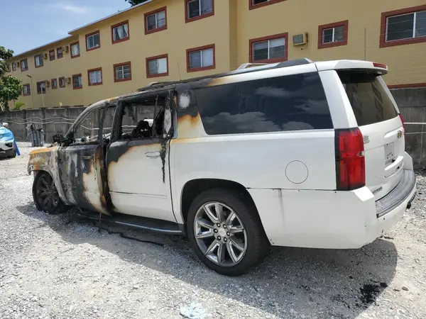 1GNSCJKCXHR199828 2017 CHEVROLET SUBURBAN - Image 2