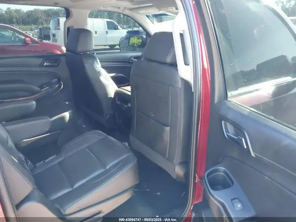 1GNSCJKCXJR150912 2018 CHEVROLET SUBURBAN - Image 8