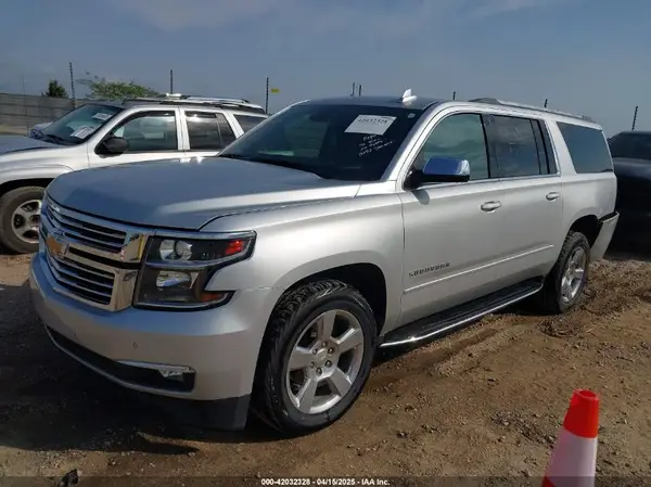 1GNSCJKCXLR218158 2020 CHEVROLET SUBURBAN - Image 2