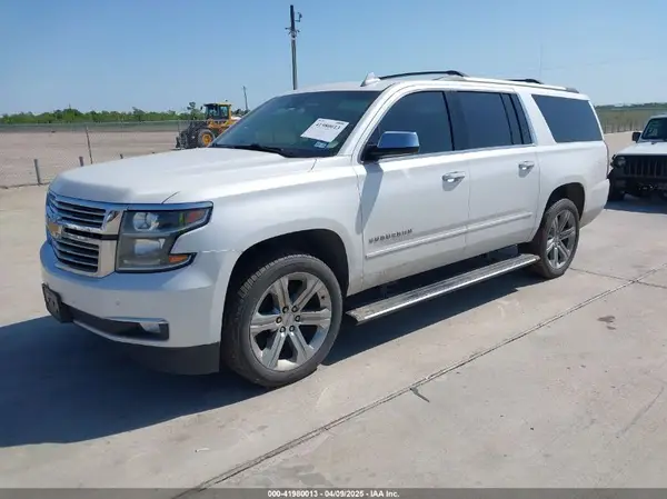 1GNSCJKCXLR263570 2020 CHEVROLET SUBURBAN - Image 2