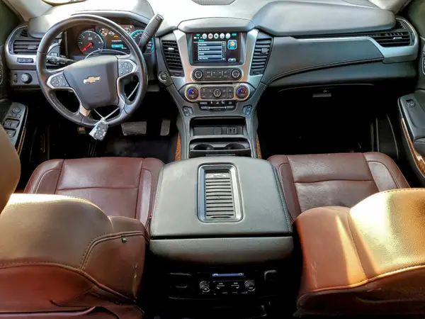 1GNSCJKJ3KR228723 2019 CHEVROLET SUBURBAN - Image 8