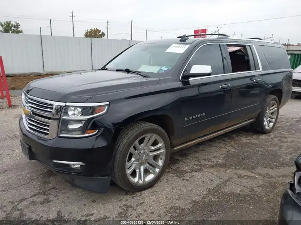 1GNSCJKJ7KR338173 2019 CHEVROLET SUBURBAN - Image 2