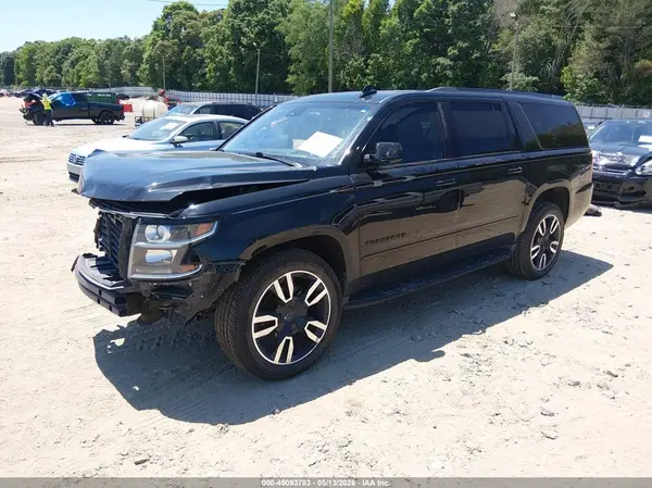 1GNSCJKJXKR136458 2019 CHEVROLET SUBURBAN - Image 2