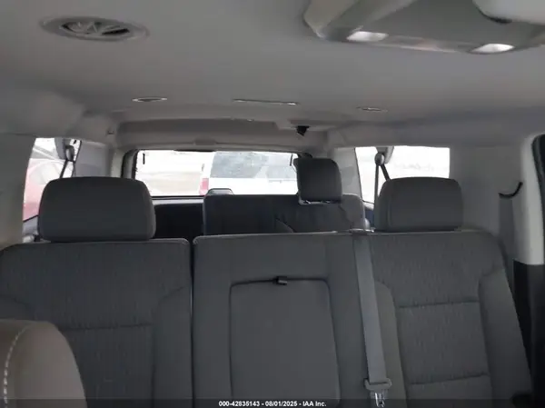 1GNSCKEC7KR137764 2019 CHEVROLET SUBURBAN - Image 8