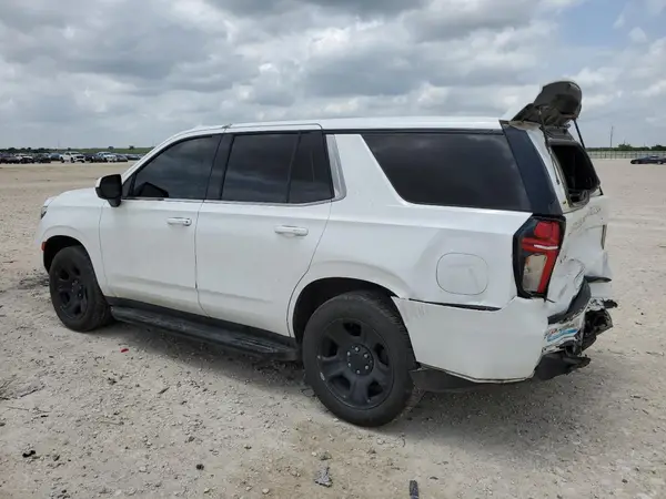1GNSCLED0MR351867 2021 CHEVROLET TAHOE - Image 2