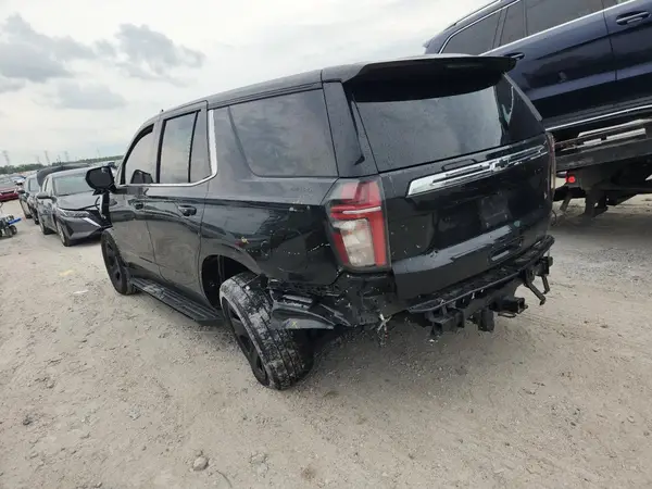 1GNSCLED0PR489588 2023 CHEVROLET TAHOE - Image 2
