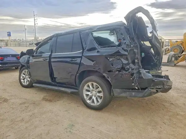 1GNSCLED1NR143174 2022 CHEVROLET TAHOE - Image 2