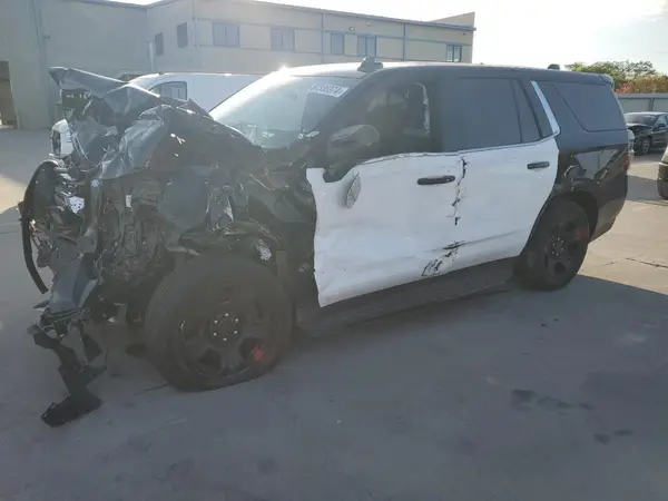1GNSCLED1NR218049 2022 CHEVROLET TAHOE - Image 1